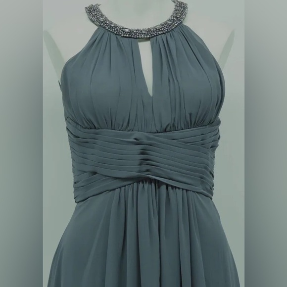 Eliza J Embellished Tiered Chiffon
Halter Gown Charcoal Gray Sz 12 - Picture 6 of 9
